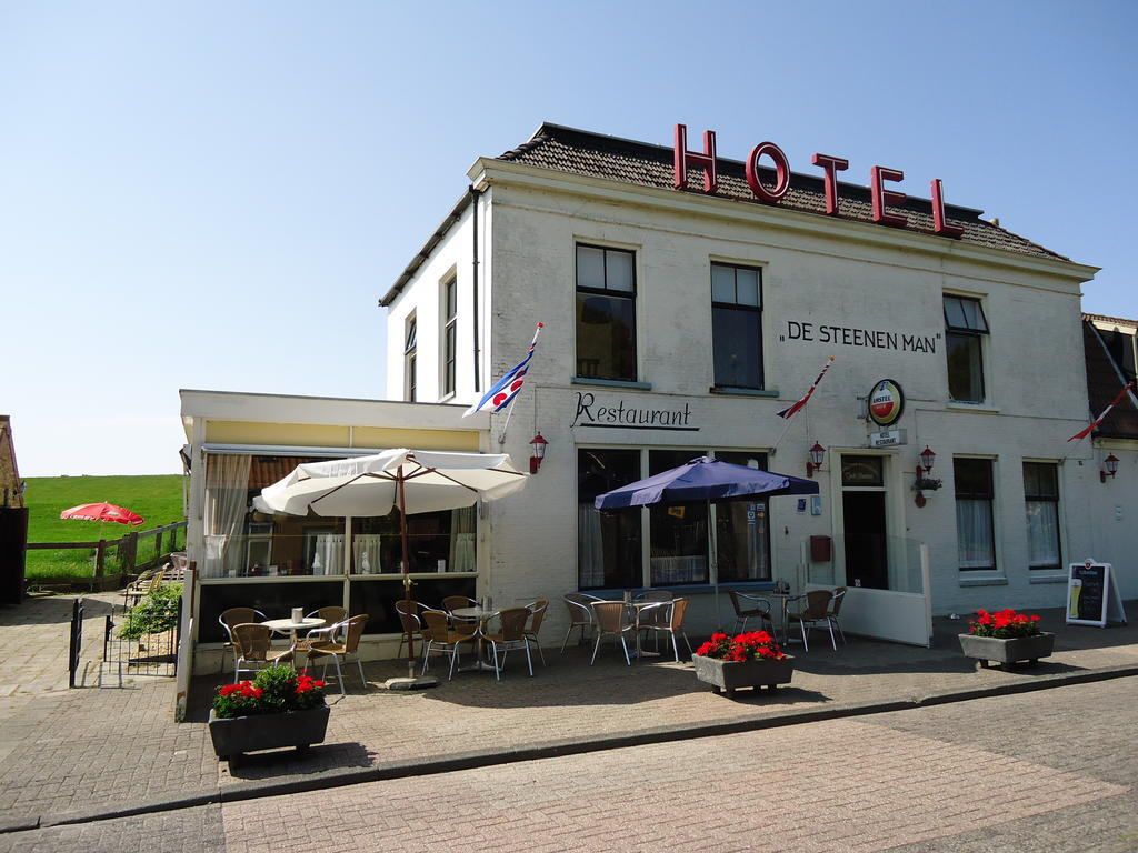 Hotel "De Steenen Man" Zurich Buitenkant foto