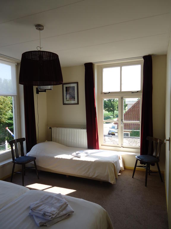 Hotel "De Steenen Man" Zurich Kamer foto